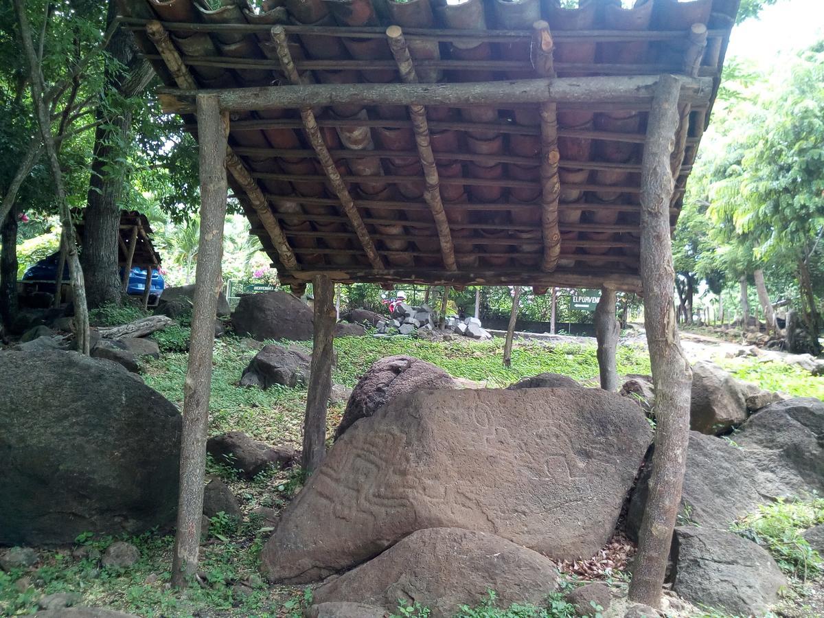 Eco-Lodge El Porvenir. Santa Cruz Exterior photo